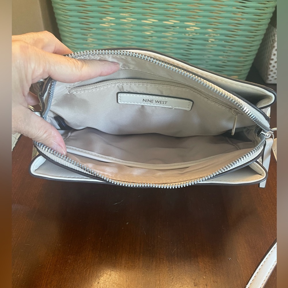 Nine West Mini Bag/Crossbody - Picture 6 of 10